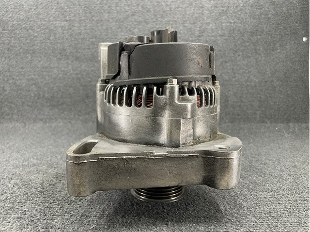 Авто генератор 63321712 MAGNETI MARELLI