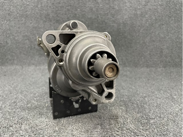 Стартер двигуна SM40205 MITSUBA