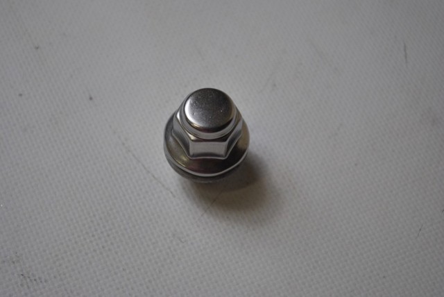 Гайка колеса 40224JK00A NISSAN
