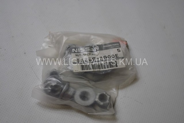 Гайка заднього нижнього важеля ексцентрична (розвалу) 55269AG00E NISSAN