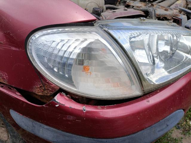 Покажчики повороту (передні) 26130BM415 NISSAN
