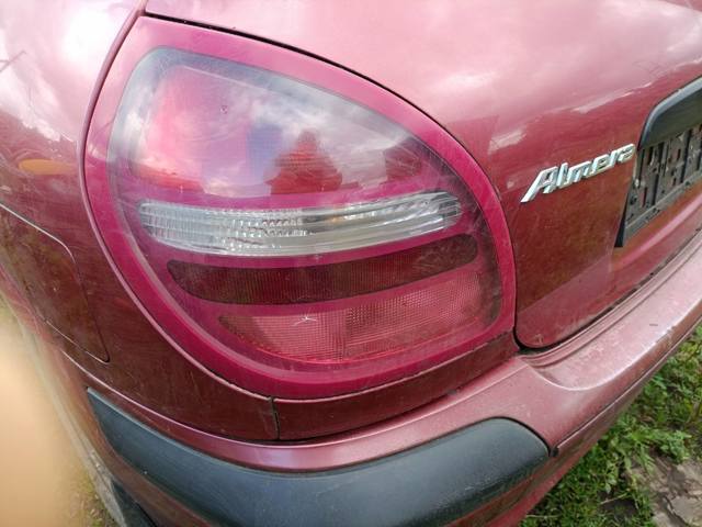 Задня ліва фара 26555BN011 NISSAN