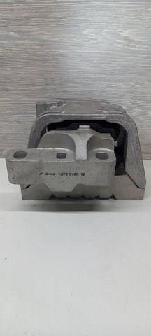 Права подушка мотора 1117912480 JP GROUP