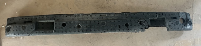 Абсорбер (наповнювач) бампера переднього 5GM807248 VAG