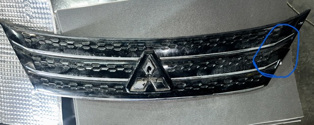 Захисна решітка радіатора 62310W120P MITSUBISHI