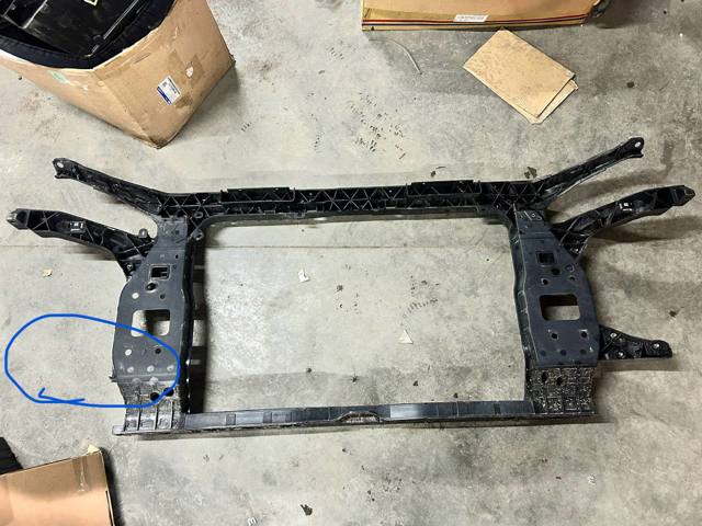 Панель передня 64101N7000 HYUNDAI