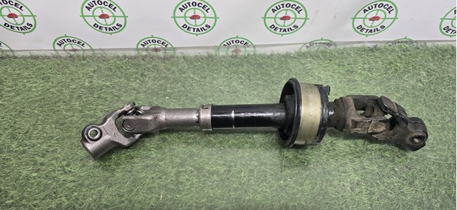 Вал рульової колонки, нижній 4522048250 TOYOTA