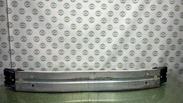 Швелер переднього бампера 5202148110 TOYOTA