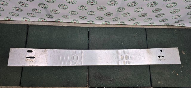 Буфер бампера заднього 5217106130 TOYOTA