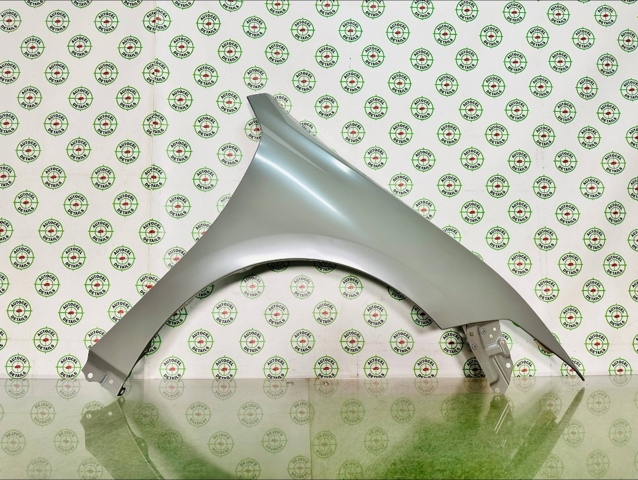 Переднє праве крило 5380133230 TOYOTA