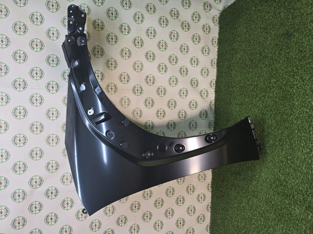 Переднє праве крило 5381142360 TOYOTA