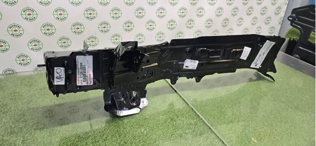Чверть передня ліва 571200E060 TOYOTA