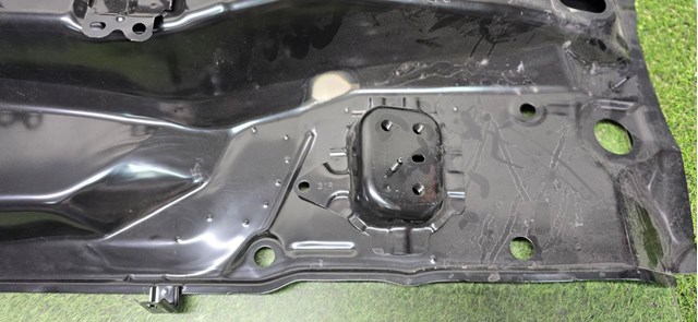 Панель багажного відсіку 5830742050 TOYOTA