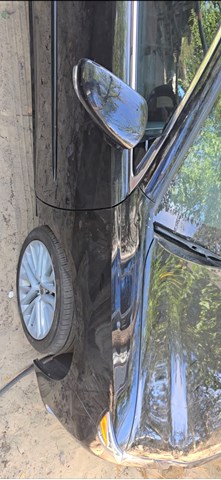 Пасажирські передні двері 6700133220 TOYOTA