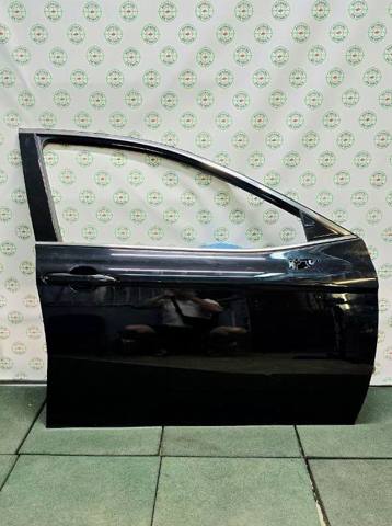 Дверка передня права 67001AQ010 TOYOTA