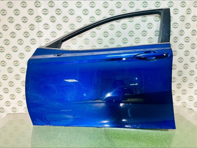 Двері кабіни 6700233250 TOYOTA