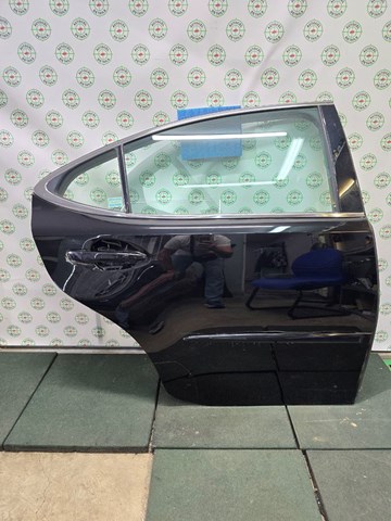 Двері задні, праві 6700333220 TOYOTA