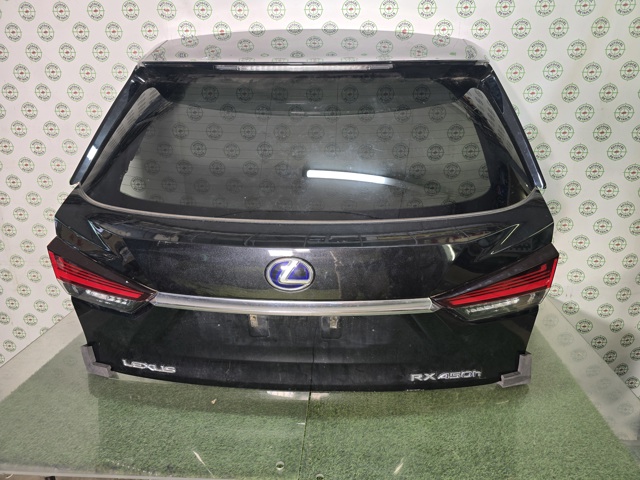 Двері багажника 670050E380 TOYOTA
