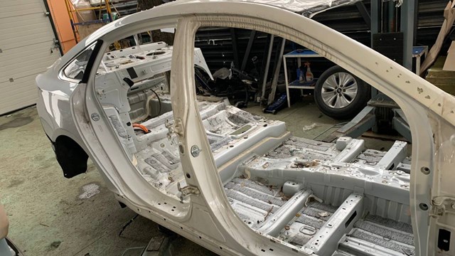 Отвір передніх правих дверей 71120C1A00 HYUNDAI