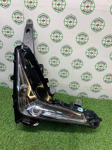Фара протитуманна, права 8136060070 TOYOTA
