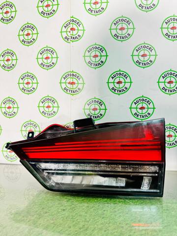 Задня ліва внутрішня фара 8159048300 TOYOTA
