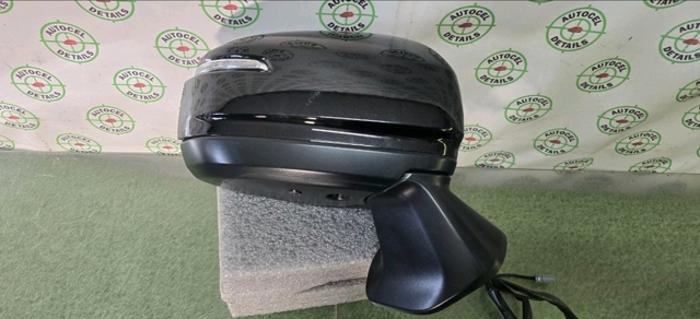 Праве дзеркало заднього виду 8791060W81 TOYOTA
