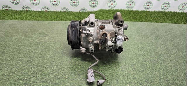 Компресор холодоагенту 8832006190 TOYOTA