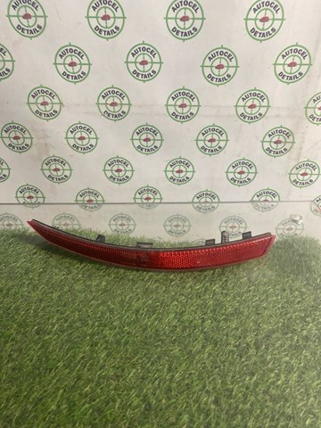 Лівий відбивач бампера 8W0945105C VAG