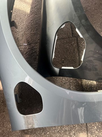 Переднє праве крило 9J1821102YGRV PORSCHE