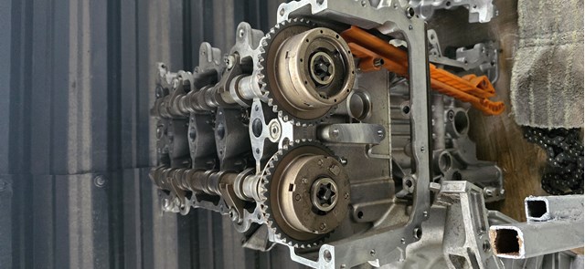 Вал розподільчий A2700504600 MERCEDES
