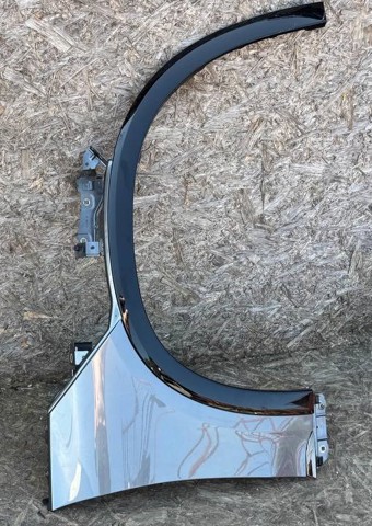 Переднє праве крило A2968810400 MERCEDES