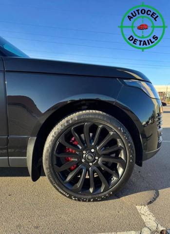 Переднє праве крило LR061808 LAND ROVER