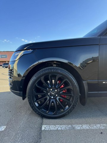 Бічна частина передня ліва LR061809 LAND ROVER