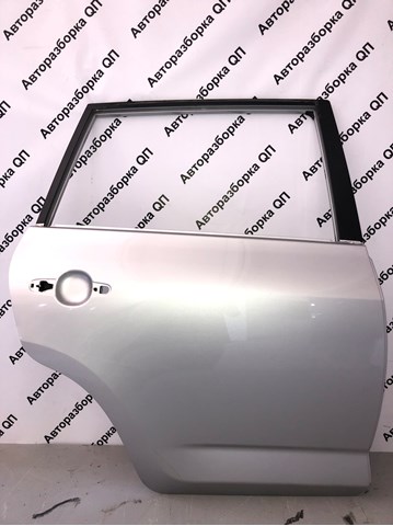 Двері пасажирські задні праві 6700342080 TOYOTA