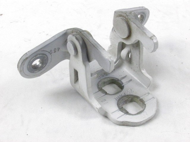 Петля водійських дверей 05074257AB CHRYSLER