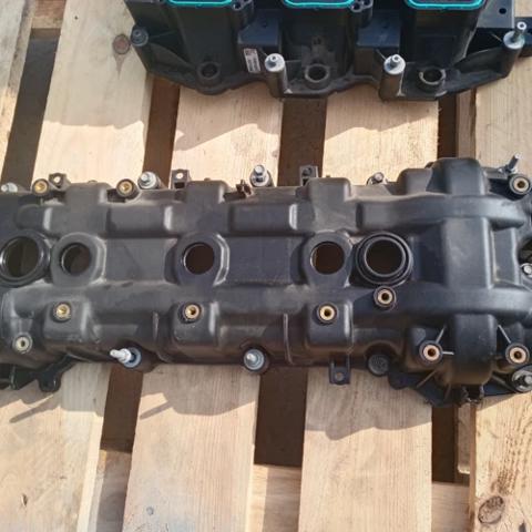 Кришка клапанна, права 4893800AG CHRYSLER