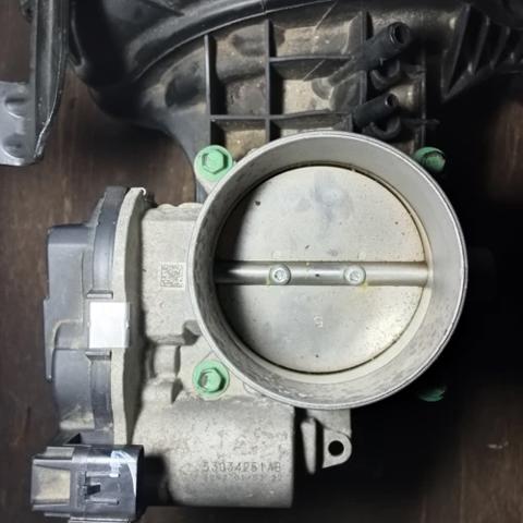 Дросільна заслінка в зборі 53034251AB CHRYSLER