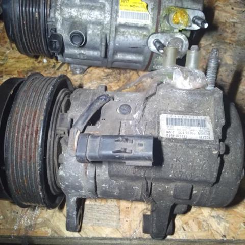 Компресор кліматичної установки 68084914AB CHRYSLER
