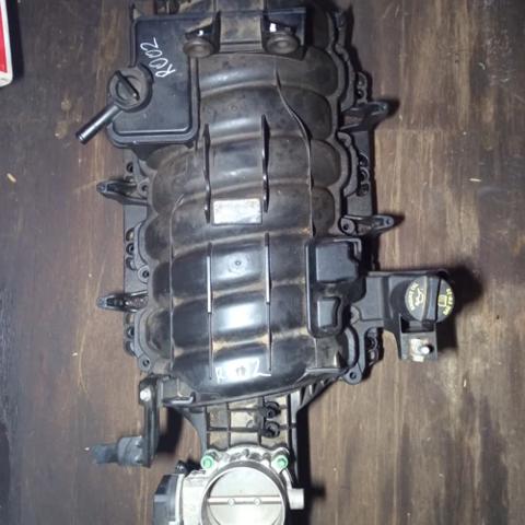 Колектор впускний 68194114AA CHRYSLER