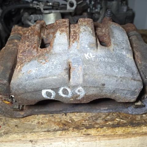 Супорт тормзной 68212011AA CHRYSLER