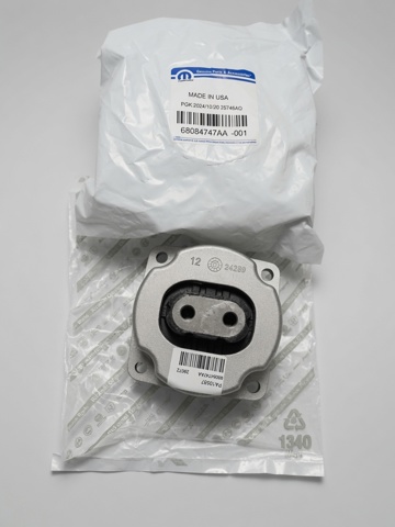 Підвіска КПП 68084747AA CHRYSLER