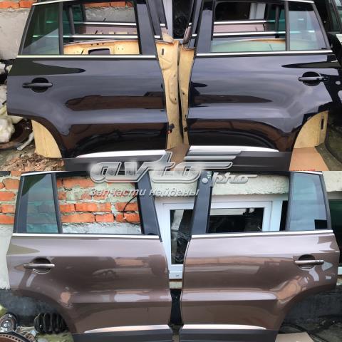 Двері задні в зборі Volkswagen Tiguan 1
