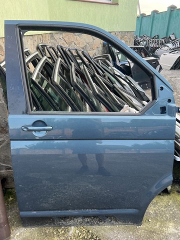 Дверка передня права 7LA831056B VAG