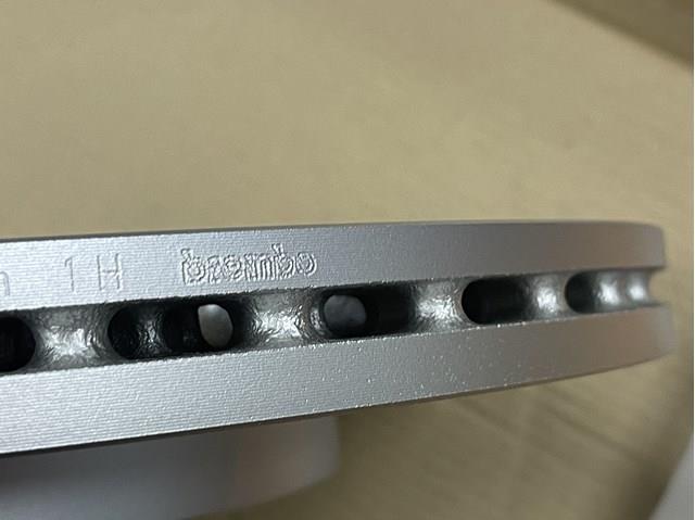 Диск переднього гальма A2314230212 MERCEDES