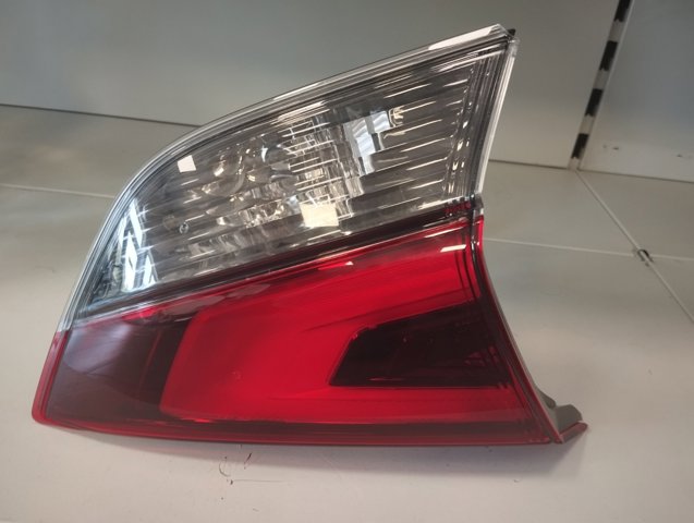 Ліхтар задній правий, внутрішній 265506FL5A NISSAN