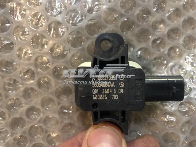 Датчик подушки безпеки A1668210351 MERCEDES