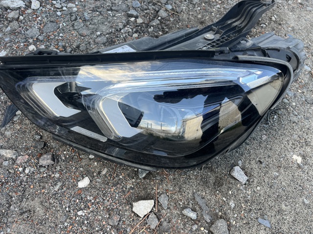 Фара дальнього світла в зборі A1679064104 MERCEDES