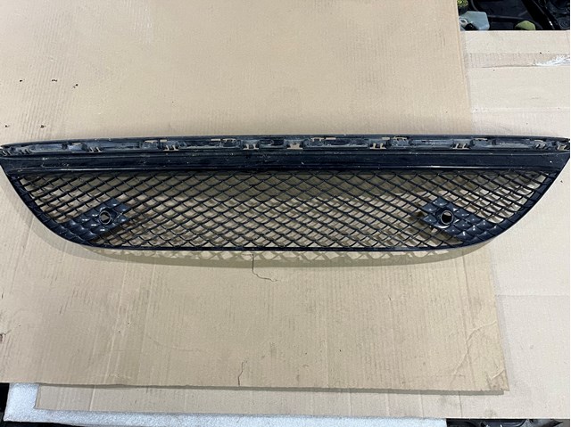 Решітка переднього бампера, нижня A2228857100 MERCEDES