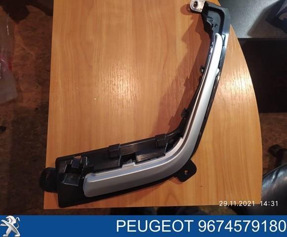 Решітка переднього бампера, ліва 9674579180 MARKET (OEM)