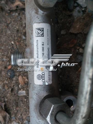 Розподільник палива (рампа), правий 059130090BJ VAG